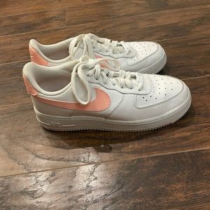 Nike Air Force 1